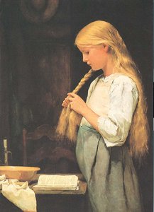 Mädchen, die Haare flechtend
